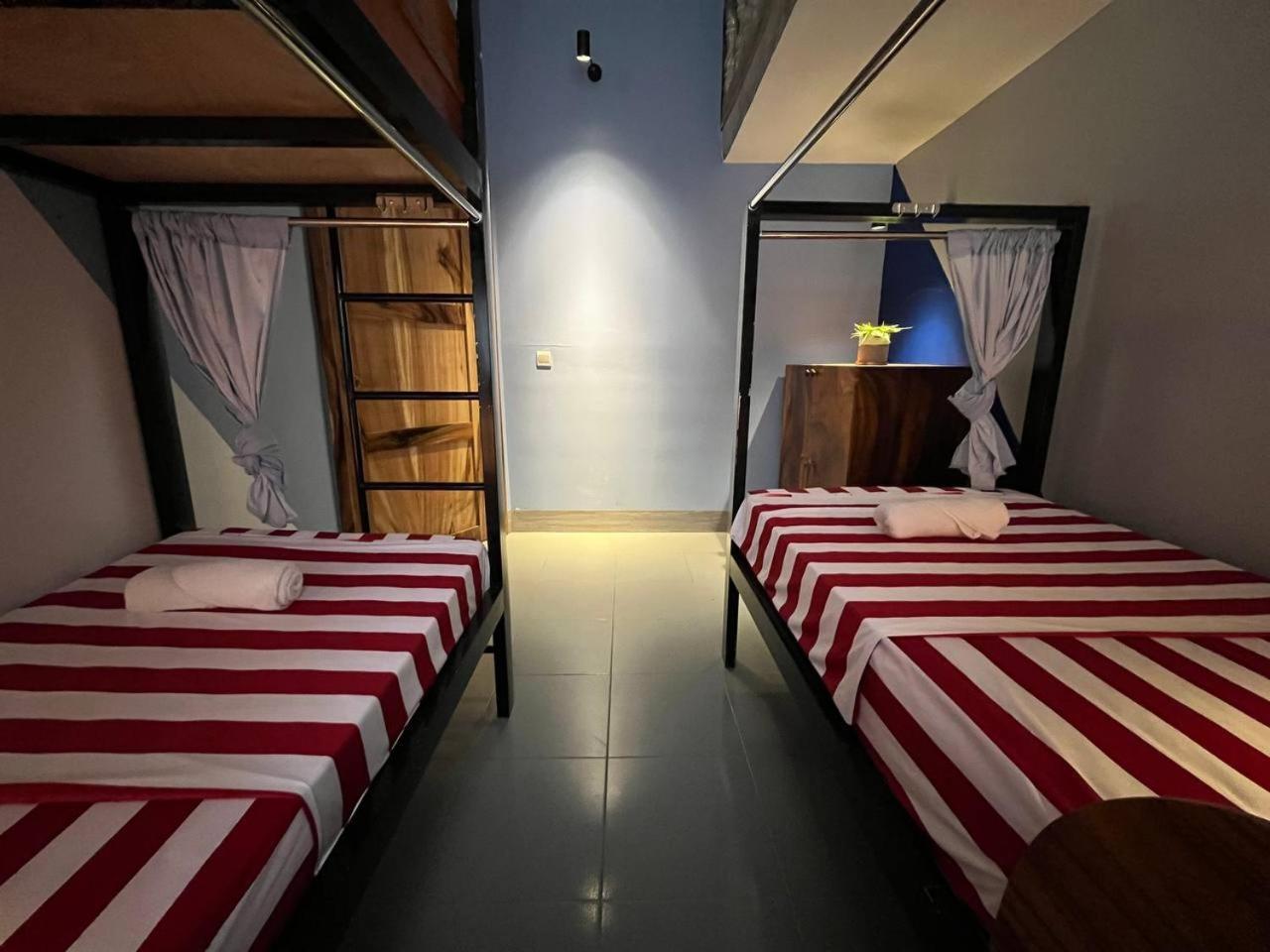 Por Chey Guesthouse Battambang Ngoại thất bức ảnh