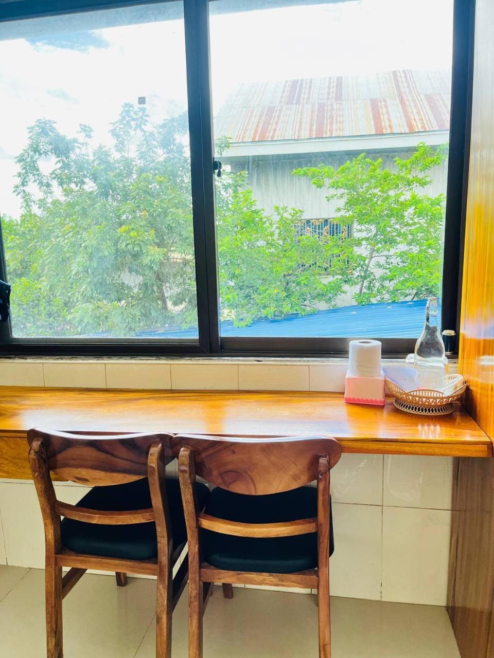 Por Chey Guesthouse Battambang Ngoại thất bức ảnh