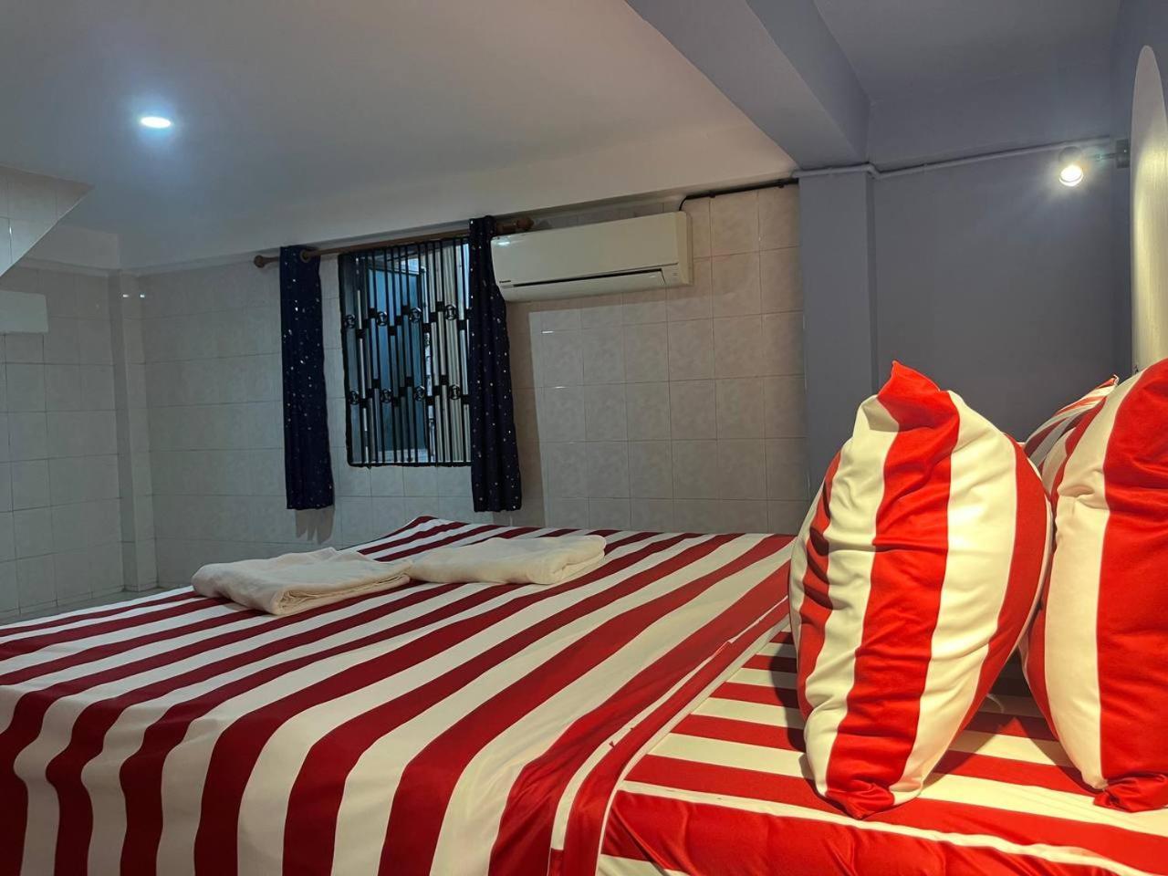 Por Chey Guesthouse Battambang Ngoại thất bức ảnh