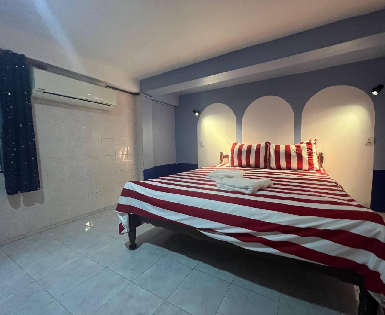 Por Chey Guesthouse Battambang Ngoại thất bức ảnh