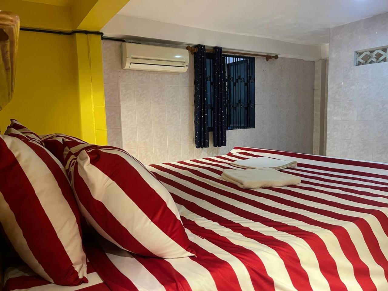 Por Chey Guesthouse Battambang Ngoại thất bức ảnh