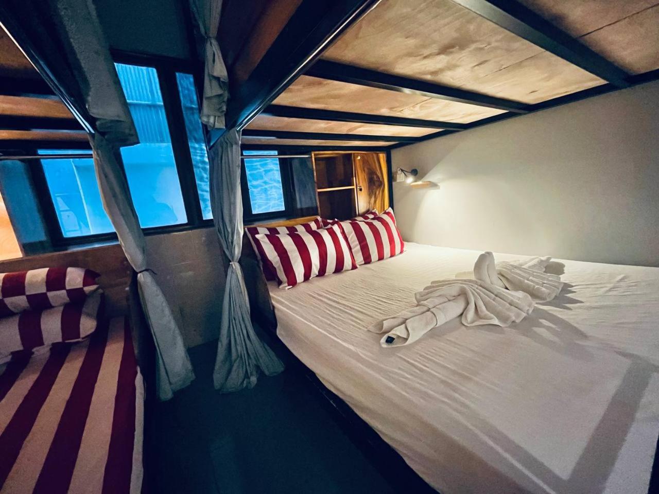 Por Chey Guesthouse Battambang Ngoại thất bức ảnh