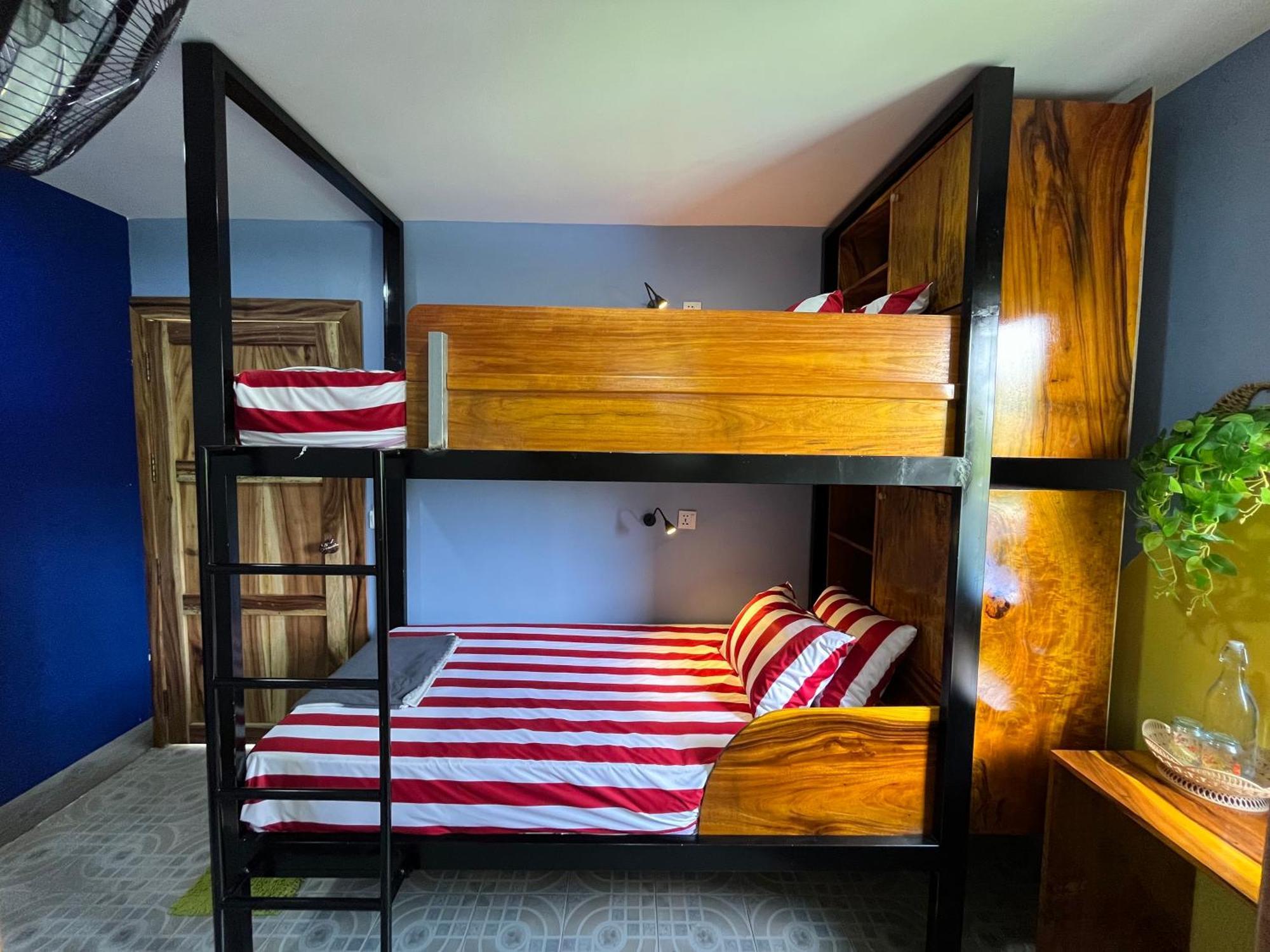 Por Chey Guesthouse Battambang Ngoại thất bức ảnh